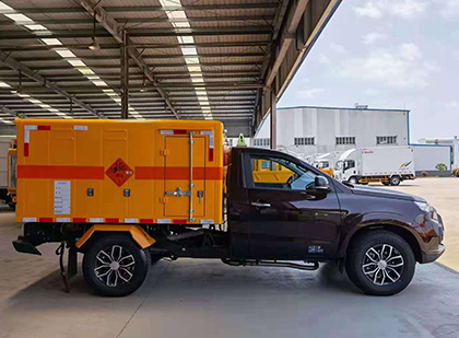 游仙爆破器材运输车